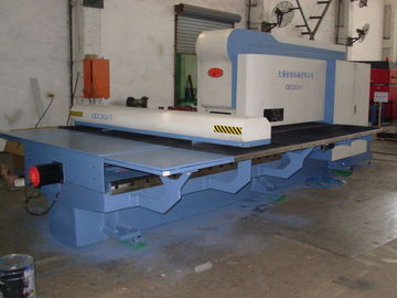acheter Commande numérique par ordinateur hydraulique de machine de perforatrice de tôle de haute précision industrielle online manufacture