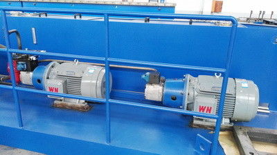 acheter Tandem Press Brake with Throat Depth 200mm to 1600mm Max Speed 70 M/min to 180 M/min and Back Gauge Range 500 to 1000mm online manufacture