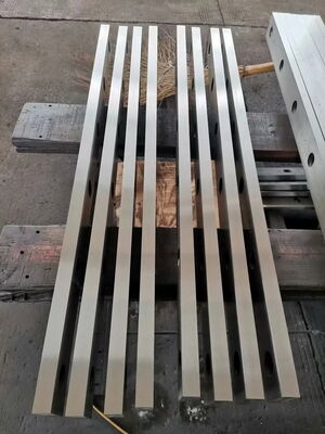 acheter Lames de cisaillement métalliques de précision avec une droiture de 0,05 mm, contre-forage avec rainure et lames de coupe résistantes à l'usure online manufacture