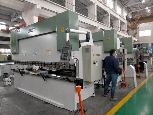 acheter 100 Ton CNC Presse plieuse hydraulique Bending Plate Steel Big Capacité online manufacture