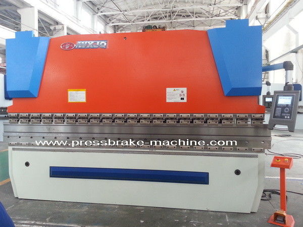 Traitement des freins par presses hydrauliques à commande numérique