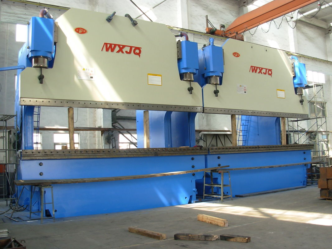 3500 tonnes CNC hydraulique Tandem Press Brake Max. Angle de flexion de 30 à 180 degrés