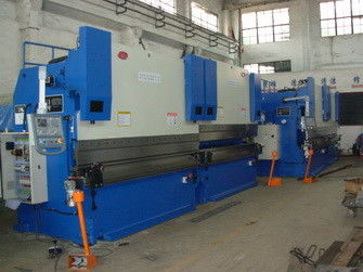 Plaque métallique hydraulique CNC Tandem Press Brake 70 M/Min largeur de table 200 - 800Mm 12m