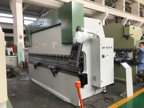 Frein de presse hydraulique d'OR, WE67K outil de recourbement de rendement élevé de frein de presse de 50 tonnes