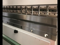 Presse plieuse hydraulique CNC en acier inoxydable de 4 mm WE67K-160/4000